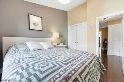 247 Mount Pleasant Ave, Newark, NJ 07104 - Photo 23
