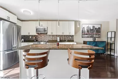 247 Mount Pleasant Ave, Newark, NJ 07104 - Photo 11