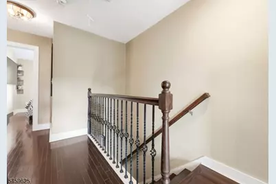247 Mount Pleasant Ave, Newark, NJ 07104 - Photo 17
