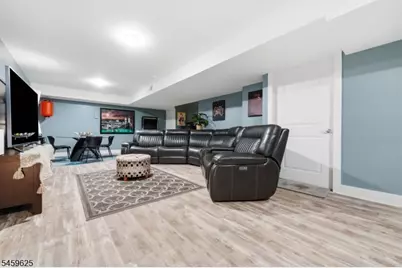 247 Mount Pleasant Ave, Newark, NJ 07104 - Photo 27