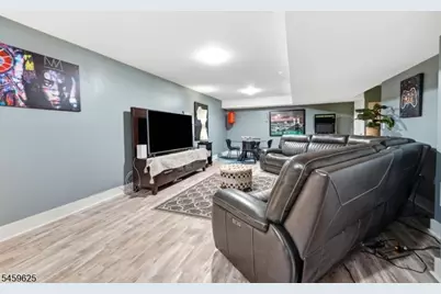 247 Mount Pleasant Ave, Newark, NJ 07104 - Photo 29