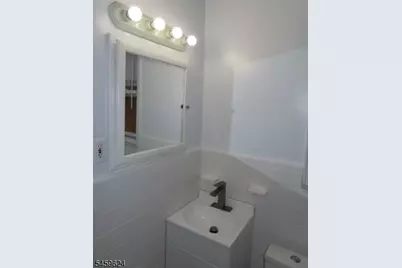 631 2nd Ave, Lyndhurst Township, NJ 07071 - Photo 15