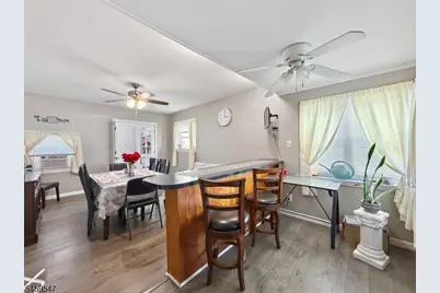733 Schuyler Ave, Lyndhurst Township, NJ 07071 - Photo 3