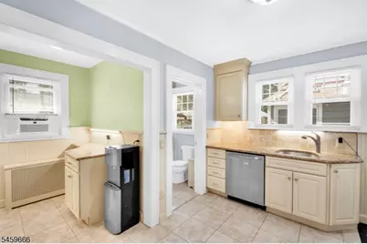 384 Catherine St, Somerville, NJ 08876 - Photo 9