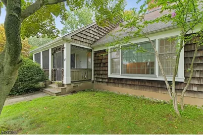 41 Laurel Ave, West Orange Township, NJ 07052 - Photo 17