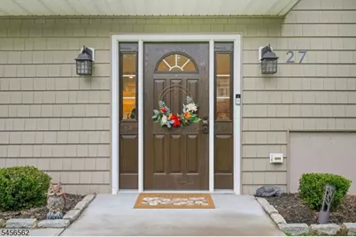 27 Big Piece Rd, Fairfield, NJ 07004 - Photo 3
