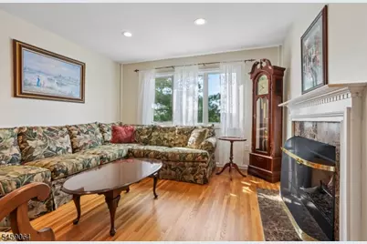 411 Heights Dr, Haledon, NJ 07508 - Photo 7