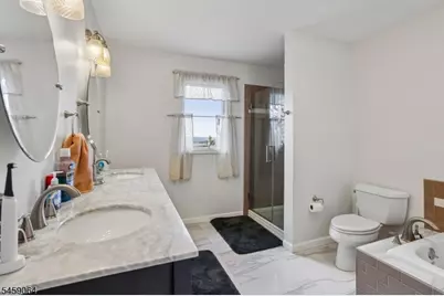 411 Heights Dr, Haledon, NJ 07508 - Photo 23