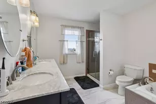 411 Heights Dr, Haledon, NJ 07508 - Photo 23