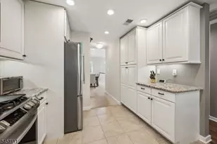 703 Timberbrooke Dr, Bedminster Township, NJ 07921 - Photo 13