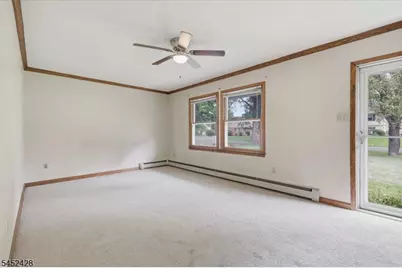 2 Warren Pl, Belvidere, NJ 07823 - Photo 3
