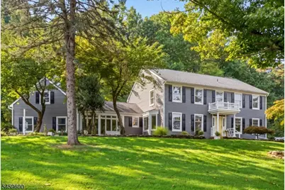 6 Fawn Ridge Rd, Clinton Township, NJ 08833 - Photo 3