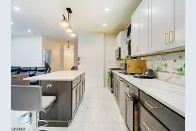 18 Shanley Ave, Newark, NJ 07108 - Photo 19