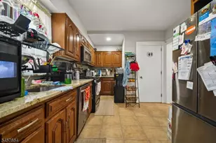 228 Totowa Rd, Totowa, NJ 07512 - Photo 5