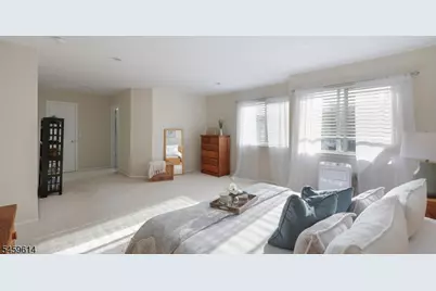20 Crammer Ln, Hillsborough Township, NJ 08844 - Photo 17