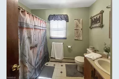 566 Elder Ave, Phillipsburg, NJ 08865 - Photo 11