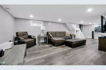 253 Winfield Ter, Union Township, NJ 07083 - Photo 23