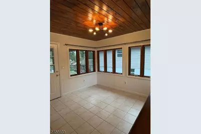 546 Vail Rd, Roxbury Township, NJ 07850 - Photo 17