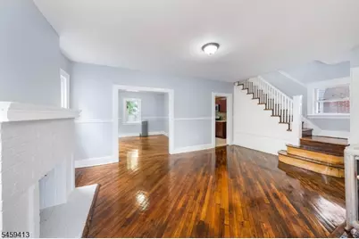 125 Pine Grove Ter, Newark, NJ 07106 - Photo 3