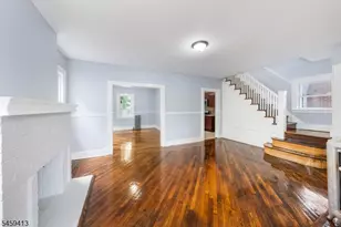 125 Pine Grove Terrace, Newark, NJ 07106 - Photo 3