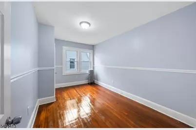 125 Pine Grove Ter, Newark, NJ 07106 - Photo 11