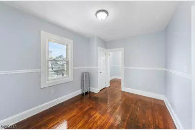 125 Pine Grove Ter, Newark, NJ 07106 - Photo 13