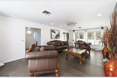 314 Judges Ln, North Plainfield, NJ 07063 - Photo 5