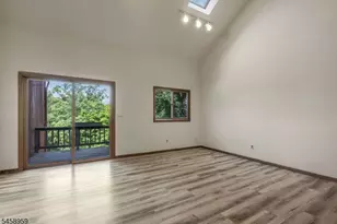 3 Davos Dr, Vernon, NJ 07462 - Photo 7