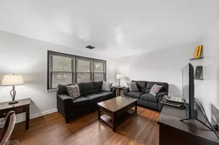 518 Thompson Ave, Roselle, NJ 07203 - Photo 3