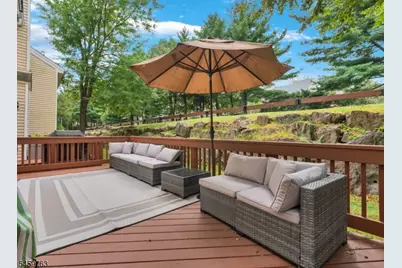 198 Zeppi Ln, West Orange Township, NJ 07052 - Photo 3