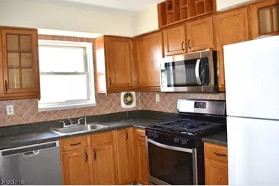 2467 State Rt 10 Bld 27 #U 6B, Morris Plains, NJ 07950 - Photo 3