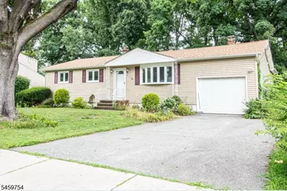 28 Overlook Dr, Jefferson Township, NJ 07438 - Photo 1