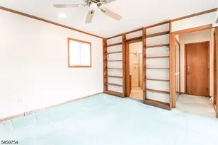 28 Overlook Dr, Jefferson Township, NJ 07438 - Photo 13