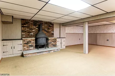 28 Overlook Dr, Jefferson Township, NJ 07438 - Photo 23