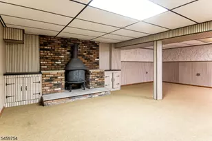 28 Overlook Dr, Jefferson Township, NJ 07438 - Photo 23