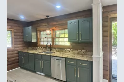 1058 Hoffman Rd, Bridgewater, NJ 08807 - Photo 5