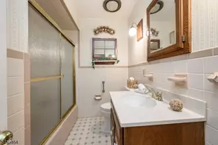 544 Pinewood Ave, Roselle Park, NJ 07204 - Photo 11