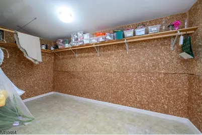 544 Pinewood Ave, Roselle Park, NJ 07204 - Photo 35