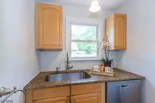 69 Gordonhurst Ave, Montclair, NJ 07043 - Photo 19