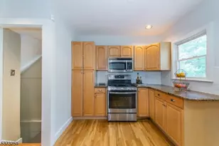 69 Gordonhurst Ave, Montclair, NJ 07043 - Photo 17