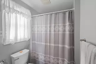 20 Pershing Ave, Jefferson Township, NJ 07849 - Photo 15