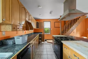 20 Pershing Ave, Jefferson Township, NJ 07849 - Photo 3