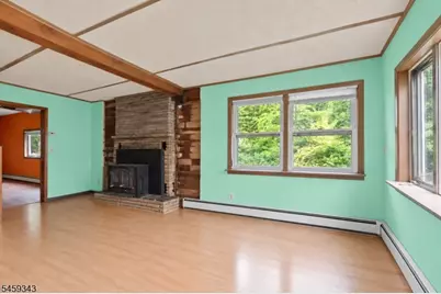 20 Pershing Ave, Jefferson Township, NJ 07849 - Photo 11