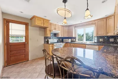 50 Woods Rd, Little Falls Township, NJ 07424 - Photo 5