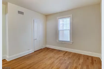 60 Montague Place #1, Montclair, NJ 07042 - Photo 9
