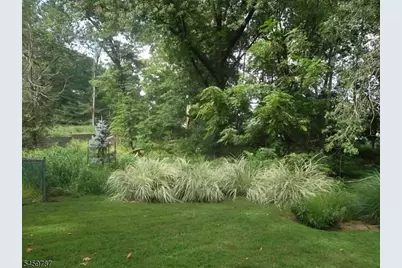 1455 Brookside Dr, Union Township, NJ 07083 - Photo 37
