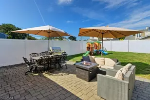 57 Cleveland Ave, Woodbridge Township, NJ 07067 - Photo 25