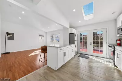 164 Washington St, Bloomfield, NJ 07003 - Photo 15