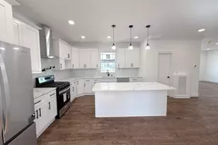 28 S McKinley Ave, Woodbridge Township, NJ 07067 - Photo 7