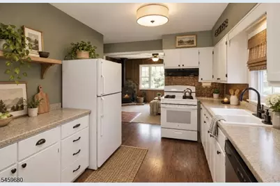 57 N Main St, Flemington, NJ 08822 - Photo 7